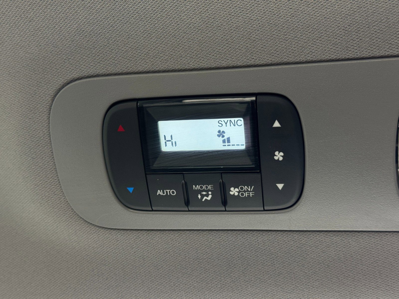 Used 2023 Honda Odyssey EX-L image 36