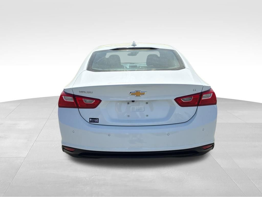 Used 2024 Chevrolet Malibu LT FWD image 4