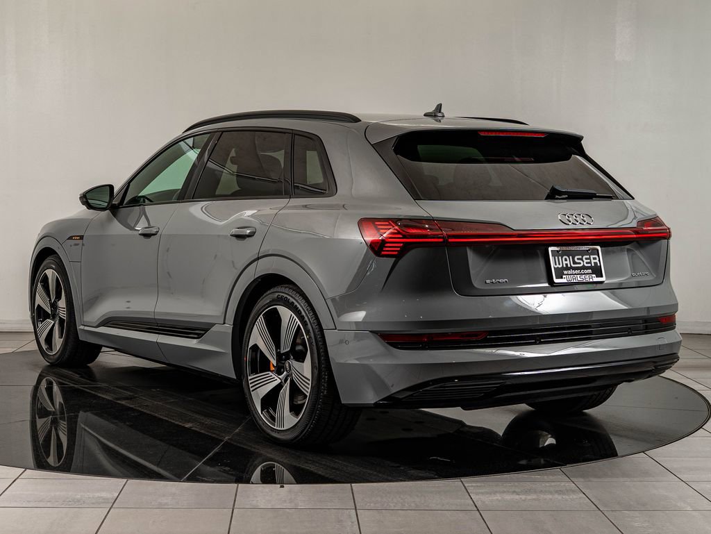 Used 2022 Audi e-tron Premium Plus w/ Premium Plus Package image 7