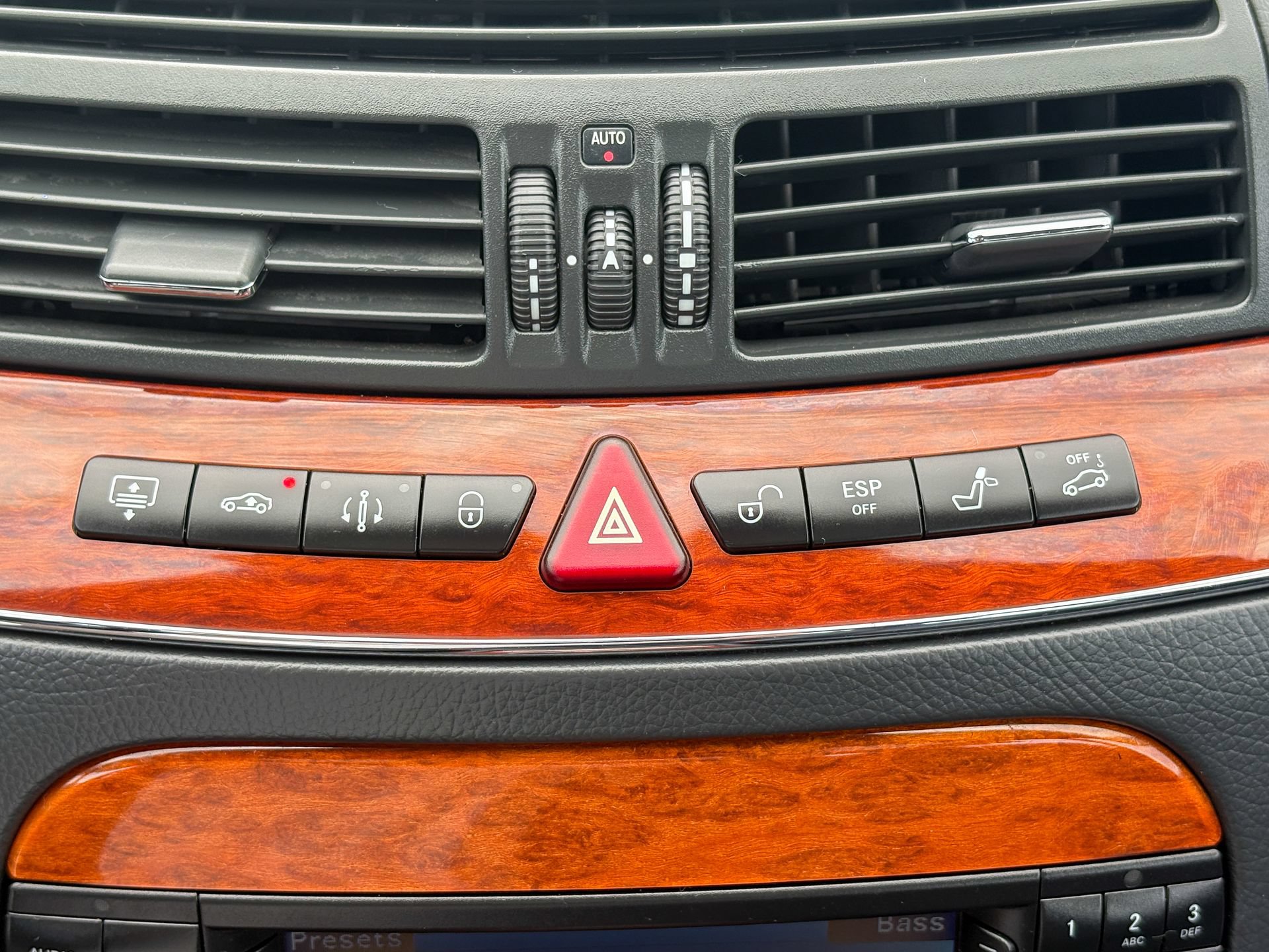Used 2006 Mercedes-Benz S 430 image 34