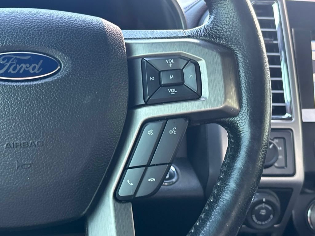 Used 2016 Ford F150 Platinum w/ Equipment Group 701A Luxury AWD/4WD image 23