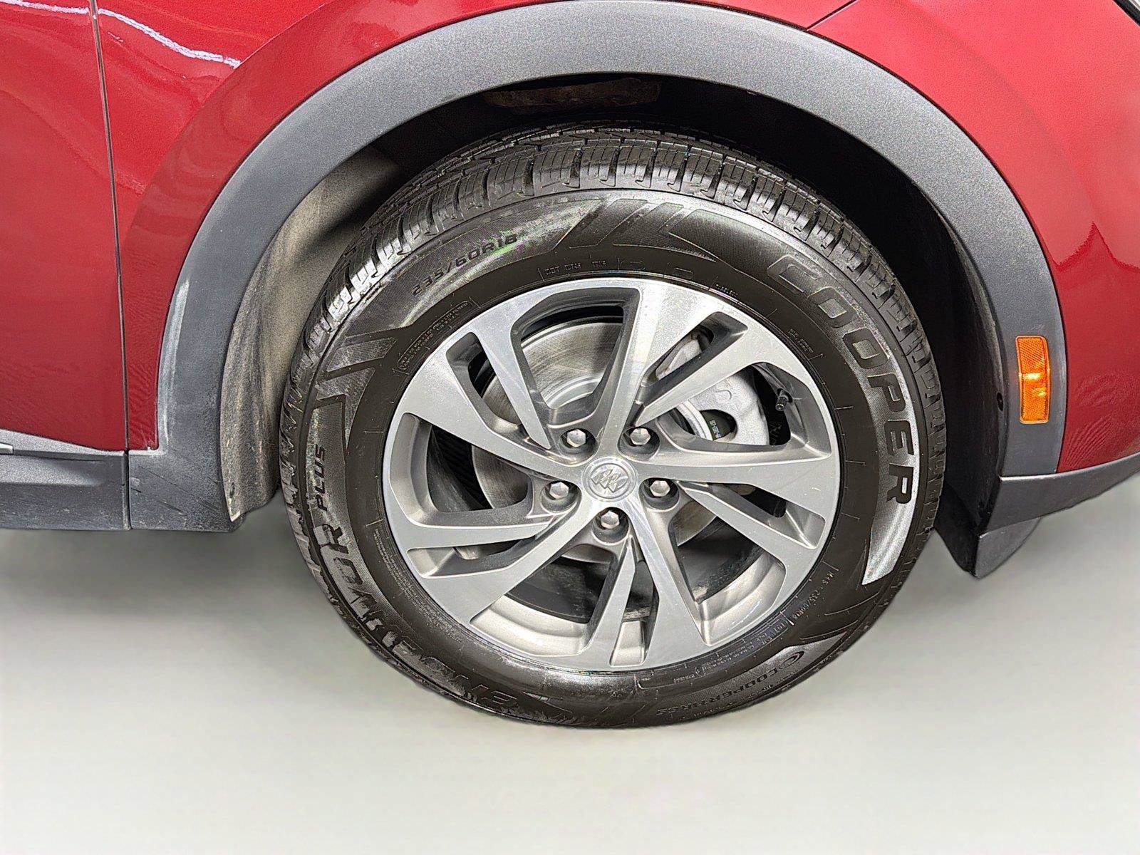Used 2021 Buick Envision Essence AWD/4WD image 36
