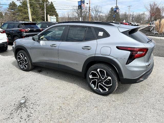 New 2026 Chevrolet Trax RS image 3