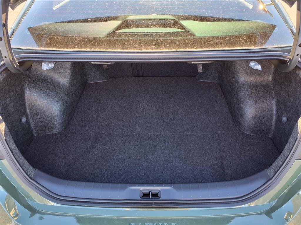 New 2025 Nissan Altima 2.5 SR image 25