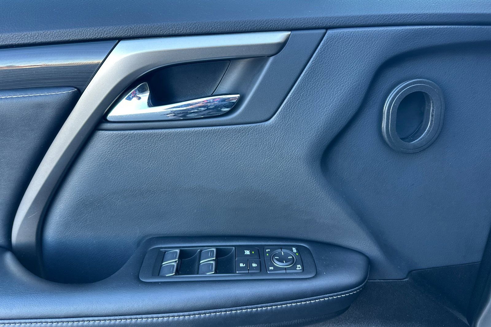 Used 2021 Lexus RX 350 FWD w/ Accessory Package image 11