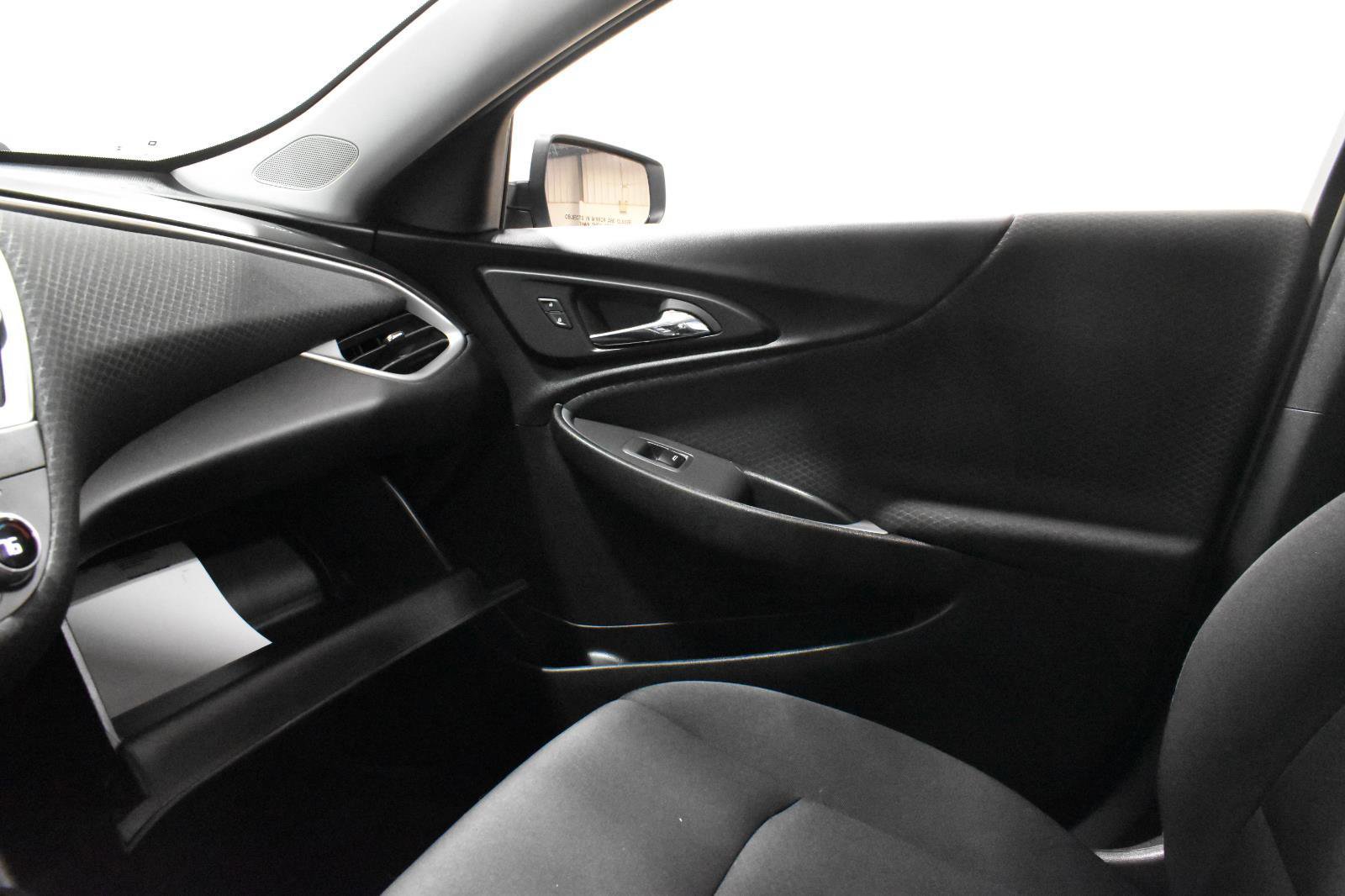 Used 2024 Chevrolet Malibu LT image 19