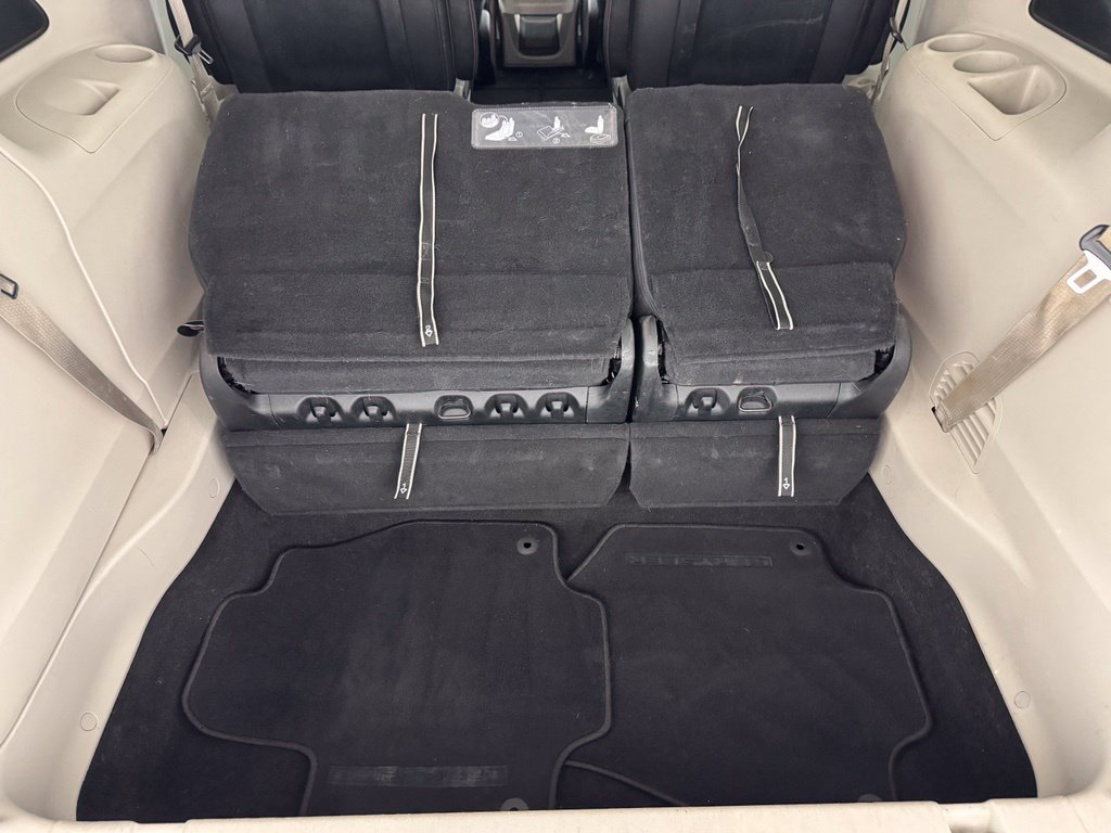 Used 2018 Chrysler Pacifica Touring-L FWD image 30