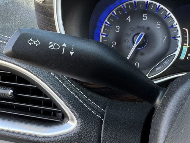 Used 2024 Chrysler Pacifica Limited image 22