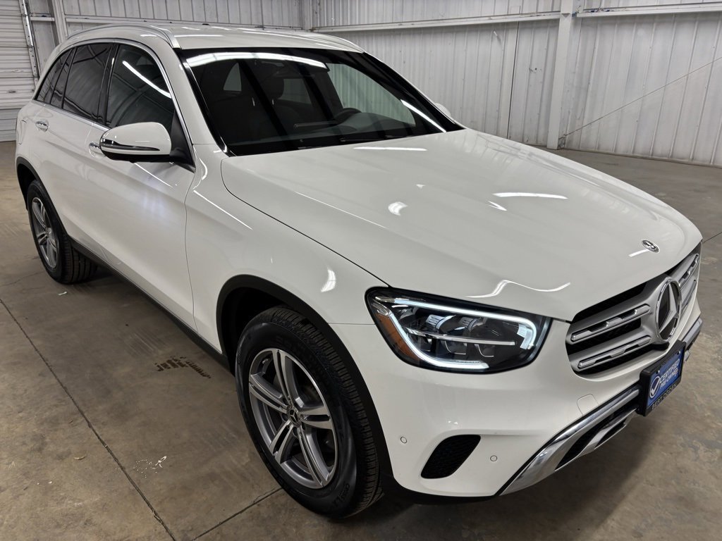 Used 2022 Mercedes-Benz GLC 300 image 2