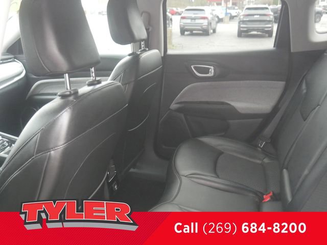 Used 2022 Jeep Compass Latitude image 42