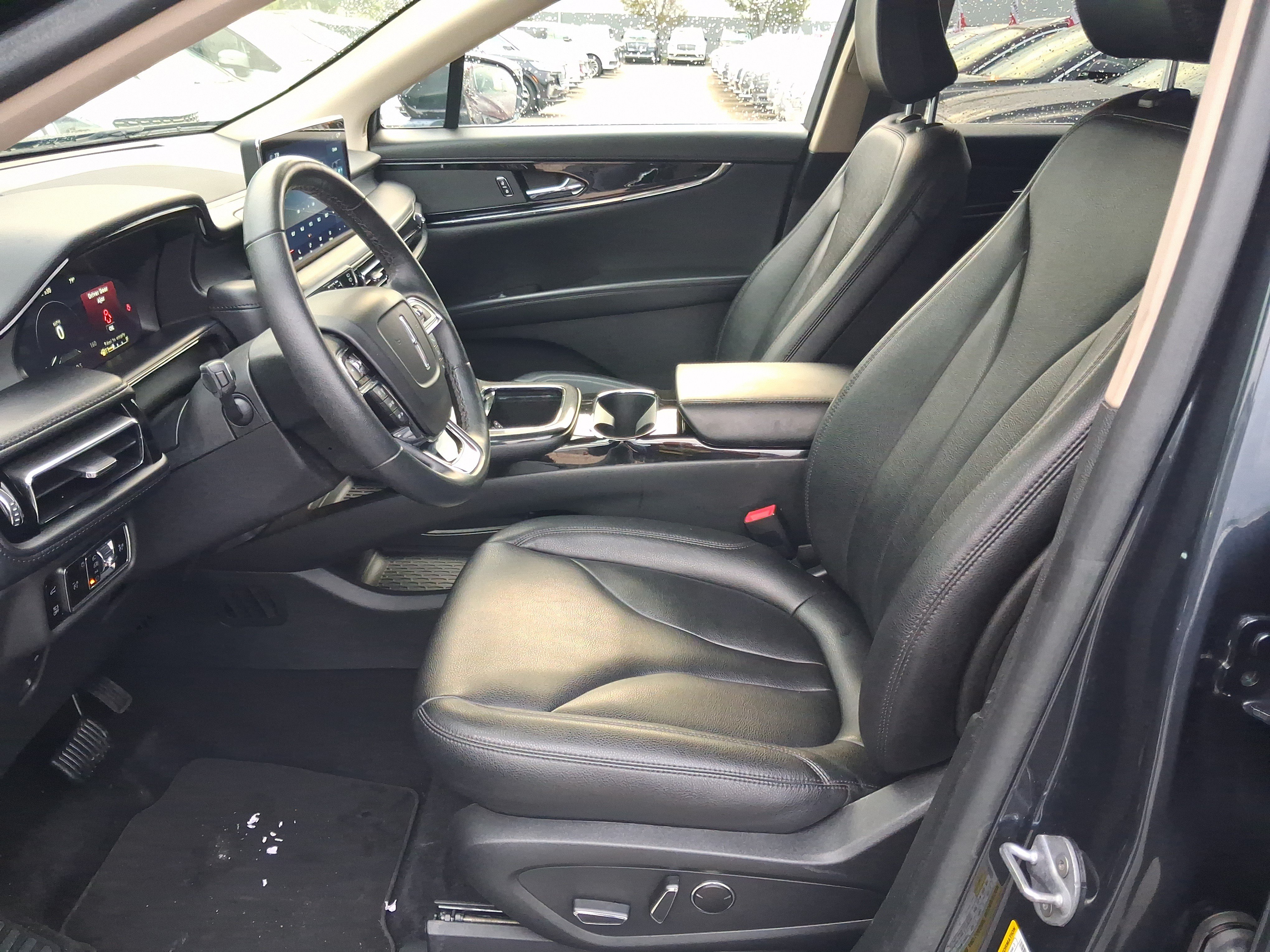 Certified 2023 Lincoln Nautilus AWD image 12