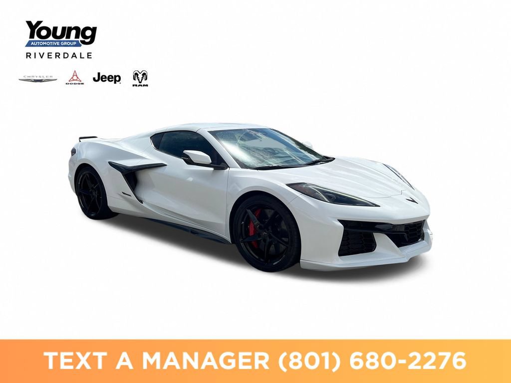 Used 2025 Chevrolet Corvette E-Ray w/ Stealth Interior Trim Package AWD/4WD image 7