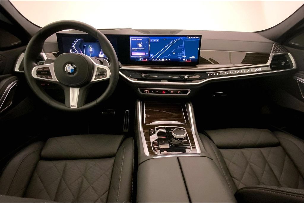 Certified 2026 BMW X6 xDrive40i w/ Climate Comfort Package AWD/4WD image 16