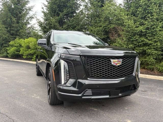 Certified 2025 Cadillac Escalade ESV Sport Platinum AWD/4WD image 11