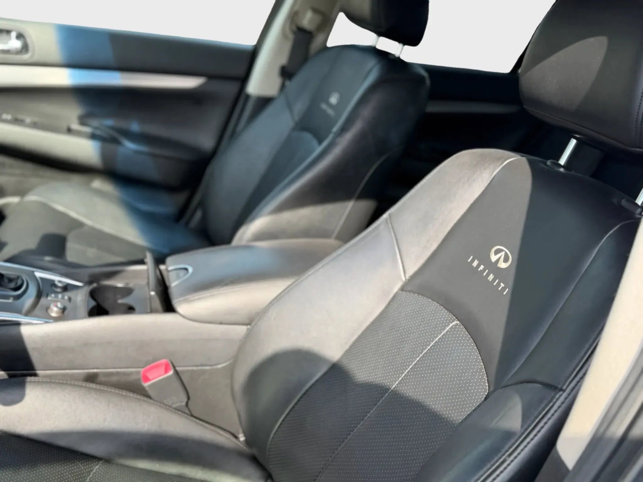 Used 2013 INFINITI G37 x Sedan w/ Premium Pkg image 13