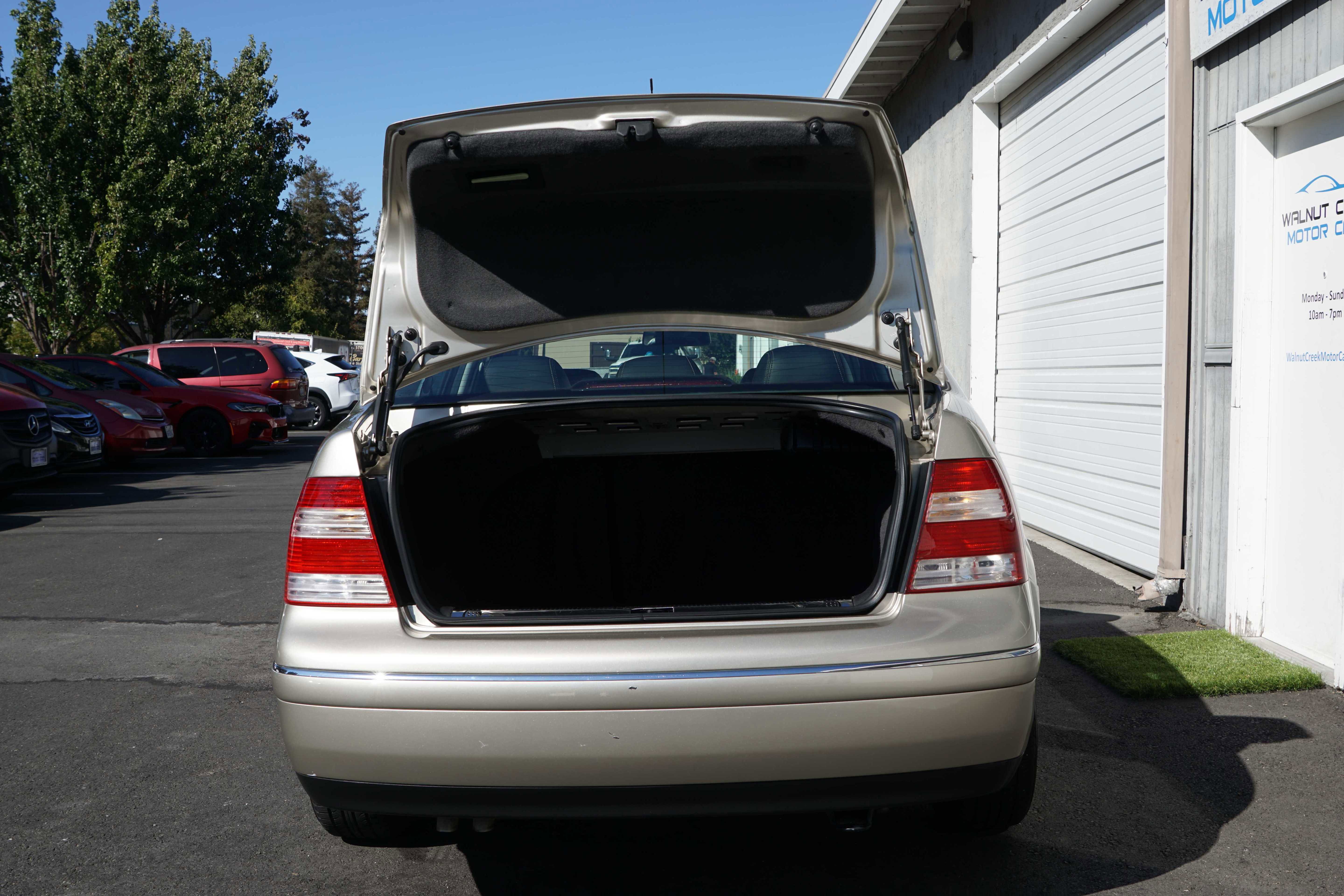 Used 2004 Volkswagen Jetta GLS image 15