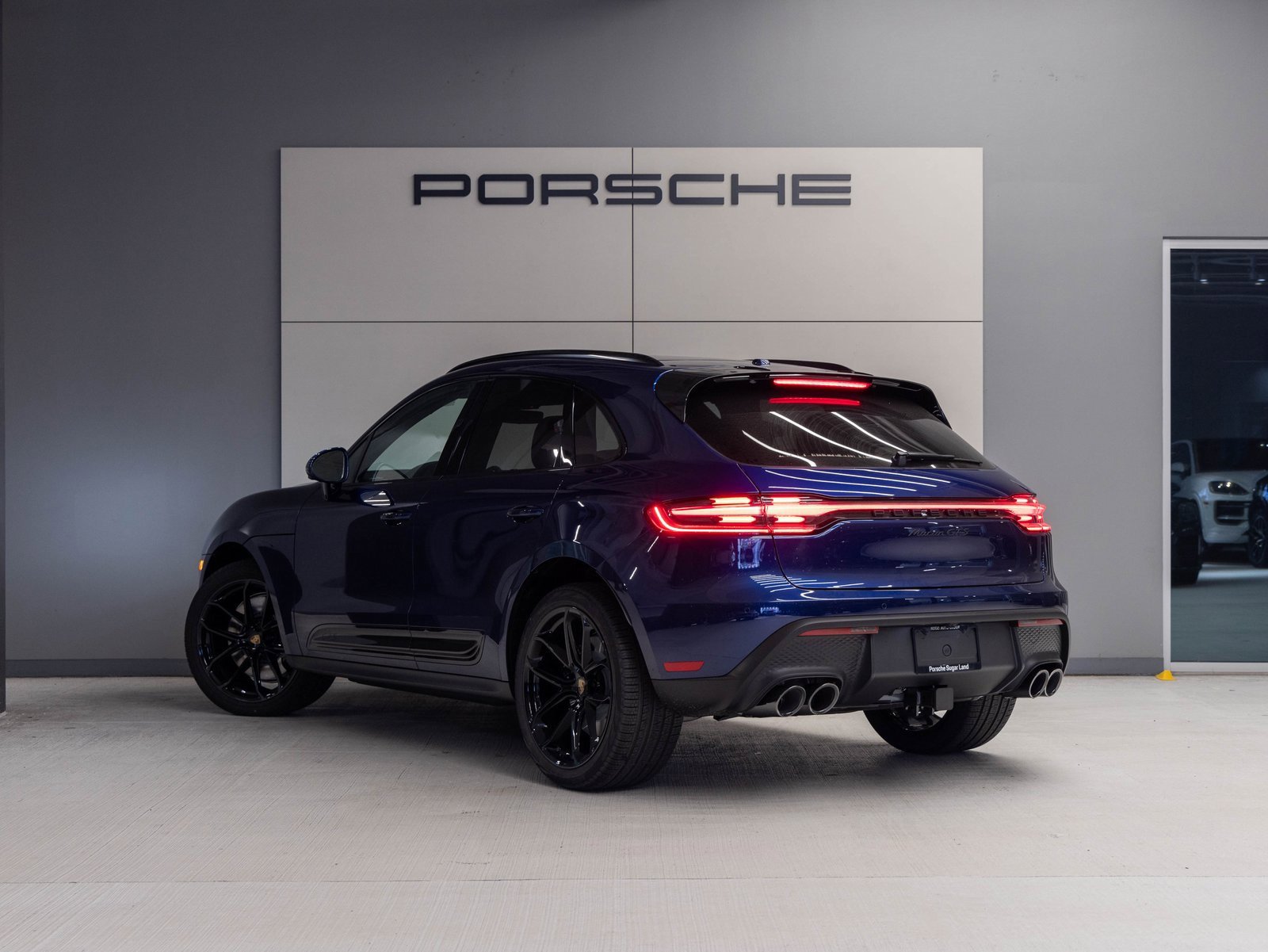 New 2026 Porsche Macan GTS image 3