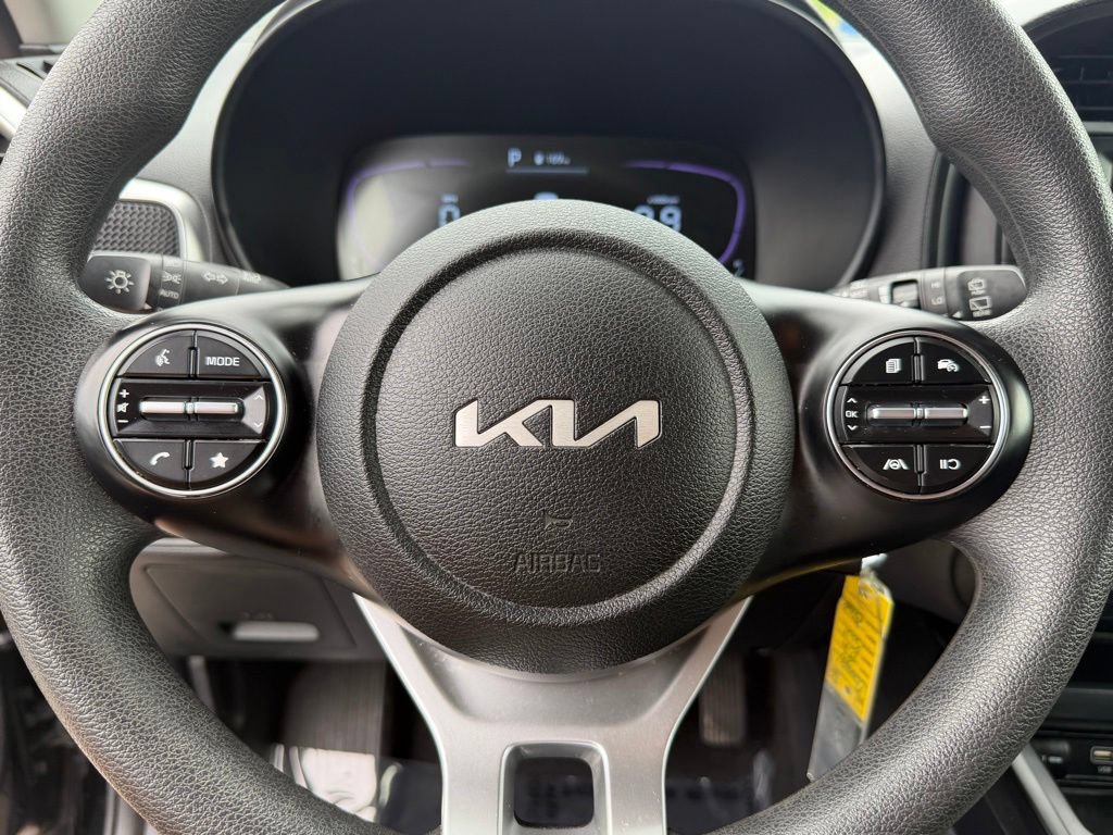 Used 2024 Kia Soul LX w/ Option Group 015 FWD image 20