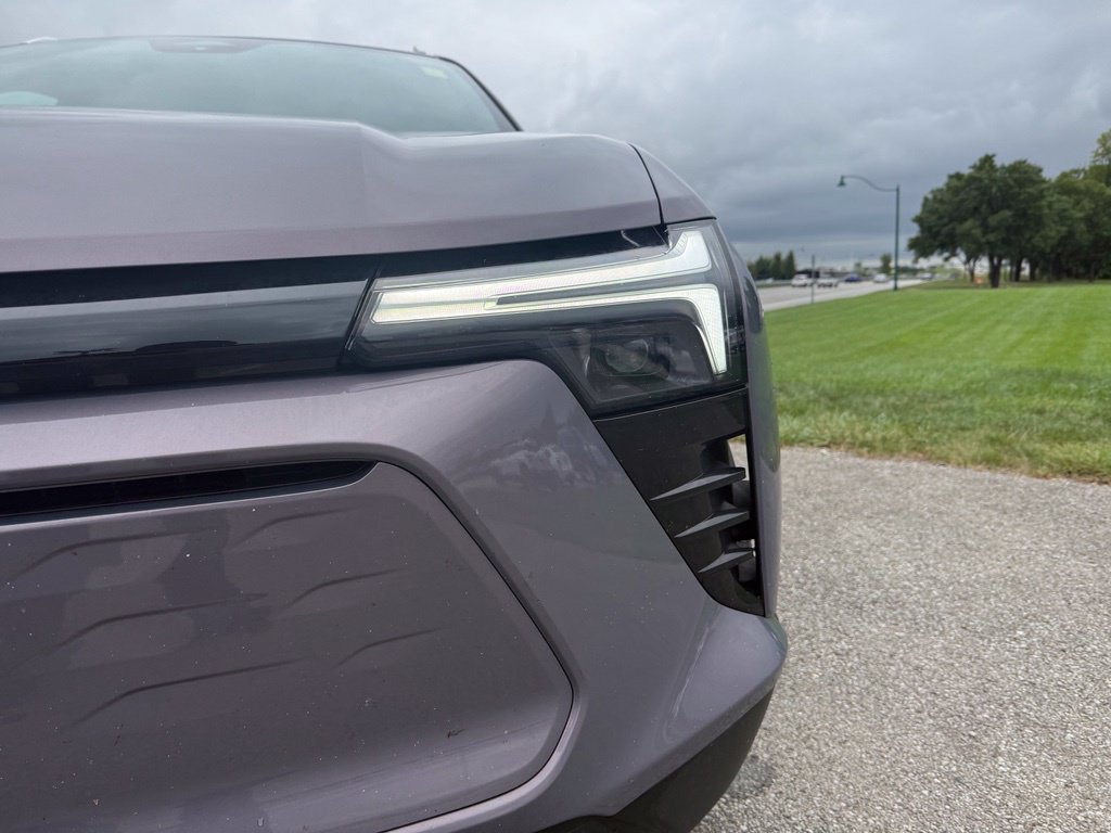 Used 2024 Chevrolet Blazer EV LT AWD/4WD image 10