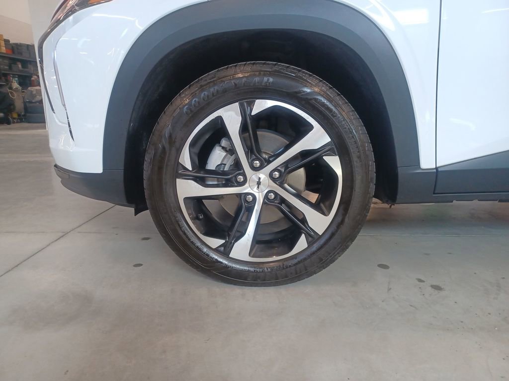 Used 2024 Chevrolet Trax RS image 22