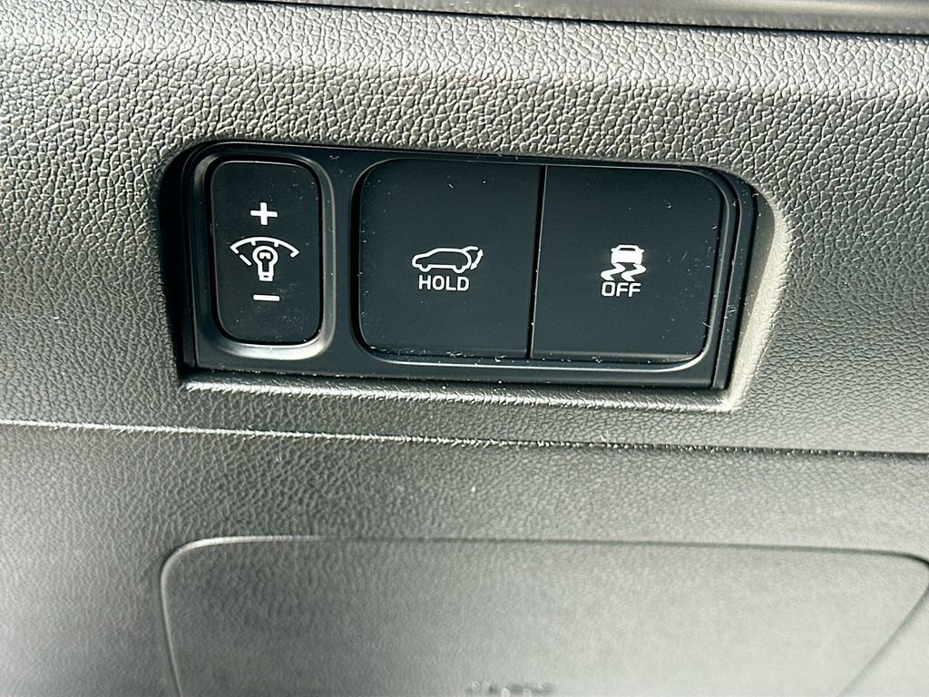 Certified 2025 Kia Sorento EX image 10
