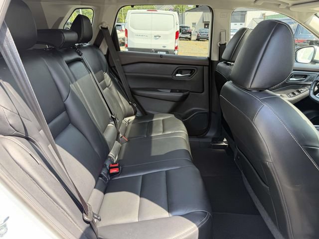 Used 2023 Nissan Rogue SL w/ SL Premium Package AWD/4WD image 11