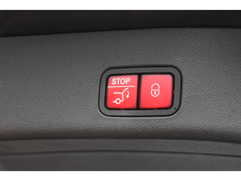 Used 2017 Mercedes-Benz GLS 450 4MATIC image 23