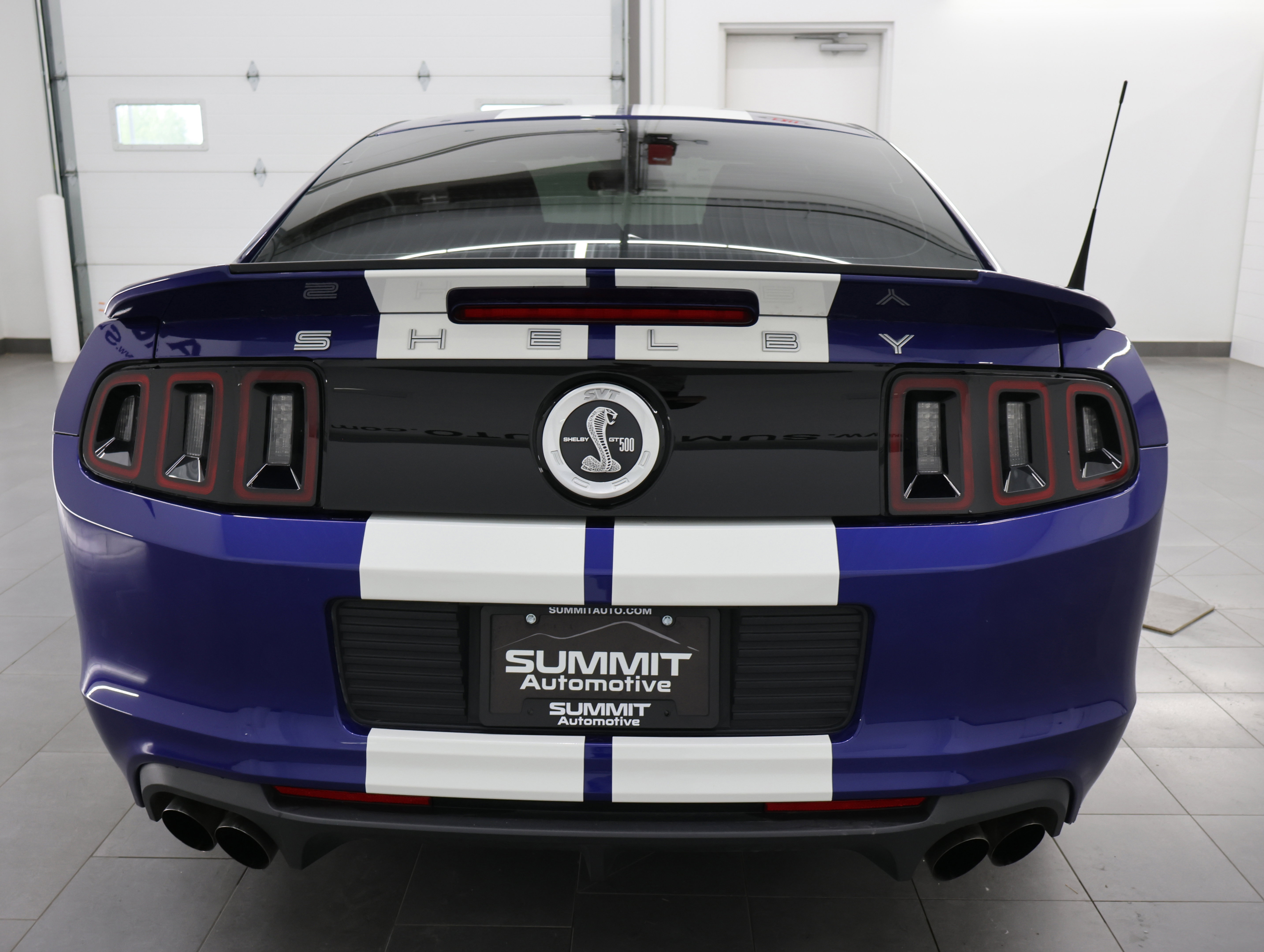 Used 2013 Ford Mustang Shelby GT500 RWD image 28