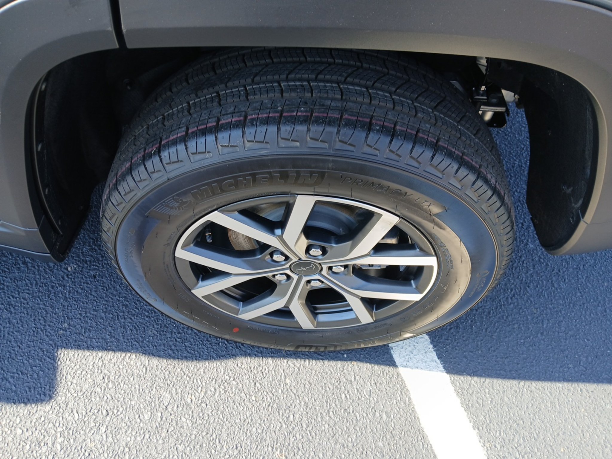 New 2027 Jeep Grand Cherokee Laredo X RWD image 16