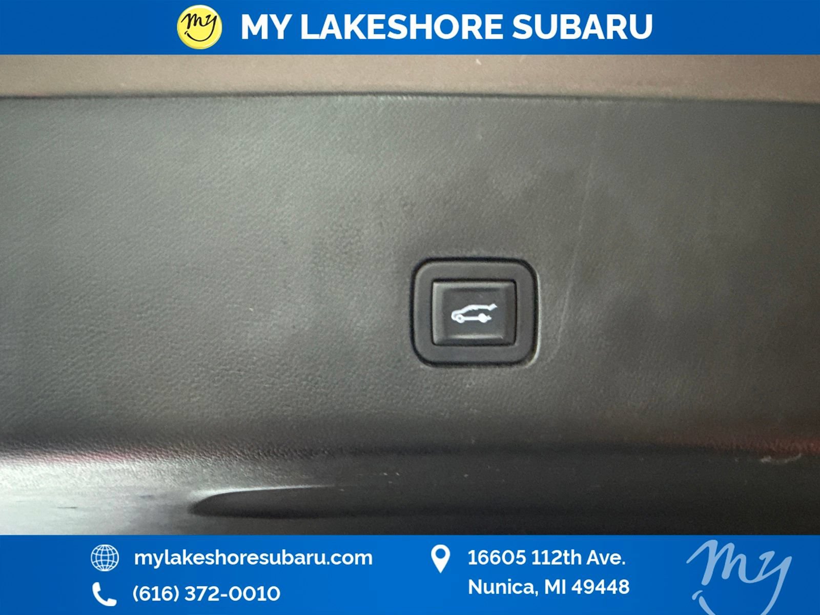 Used 2018 Chevrolet Traverse Premier AWD/4WD image 29