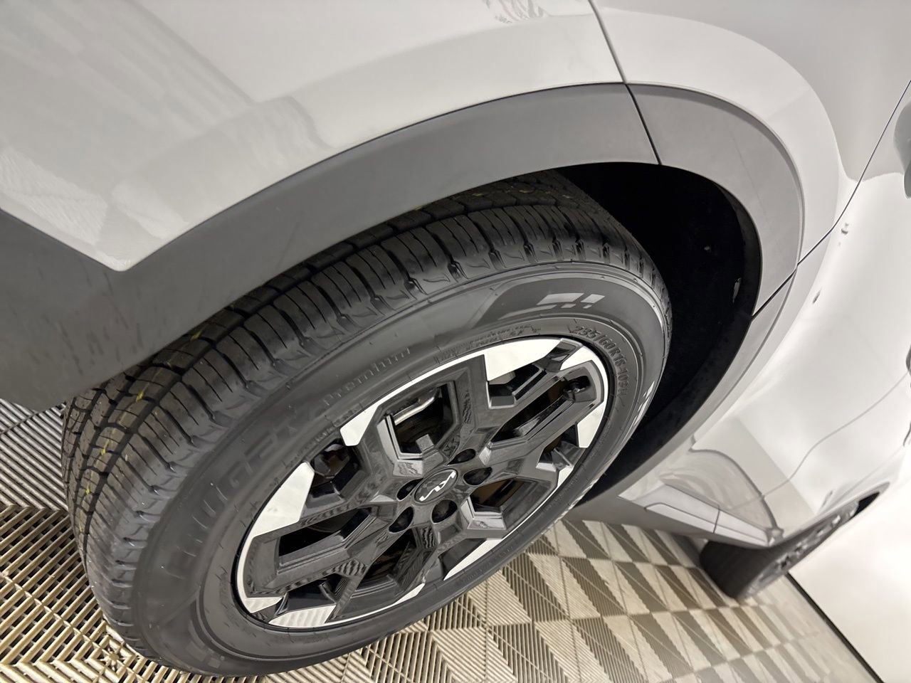 Used 2024 Kia Sorento S w/ Panoramic Sunroof Package image 33