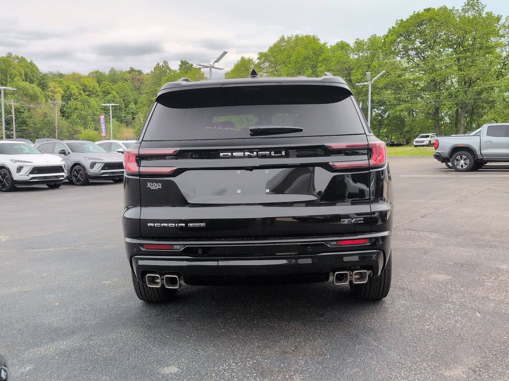 New 2026 GMC Acadia Denali Ultimate w/ LPO, Floor Liner Package AWD/4WD image 6