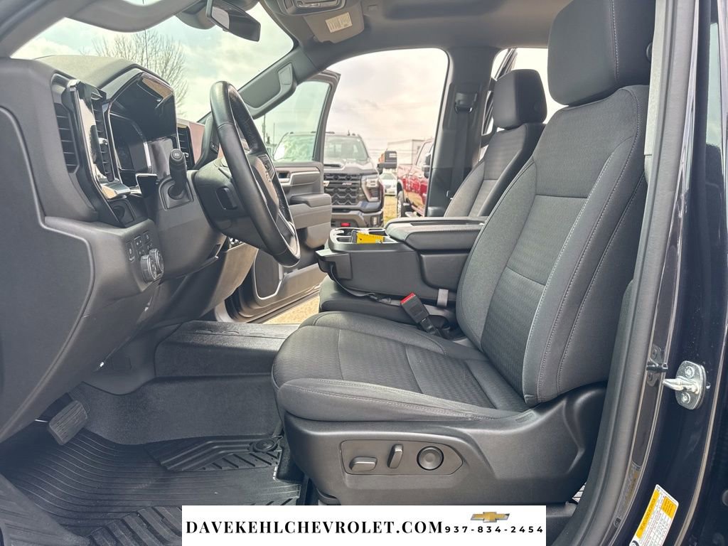 Used 2022 Chevrolet Silverado 1500 LT image 15