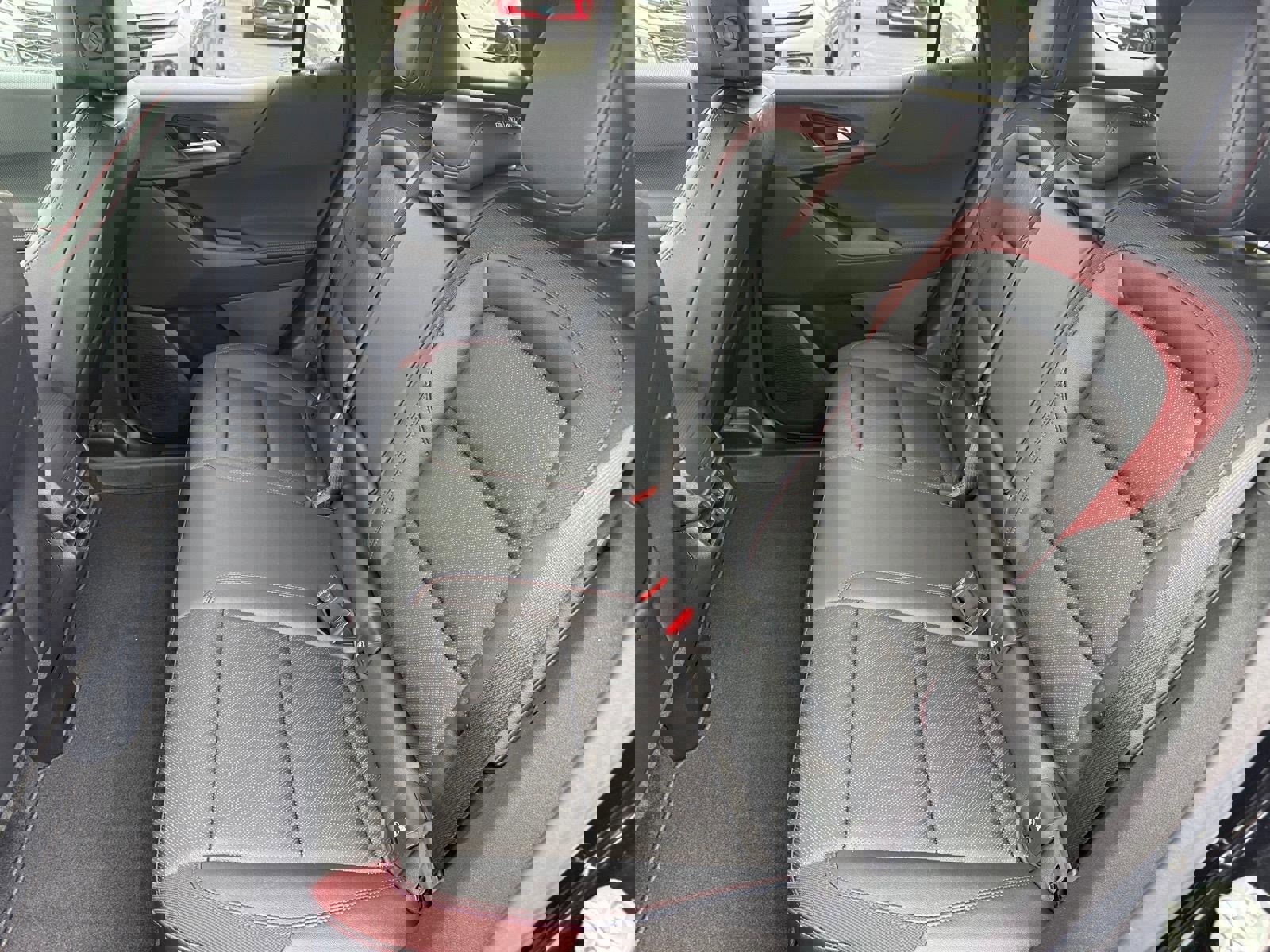 New 2026 Chevrolet Equinox RS image 6