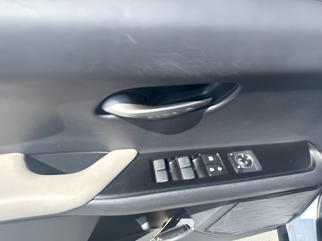 Used 2020 Lexus UX 200 w/ Premium Package FWD image 19