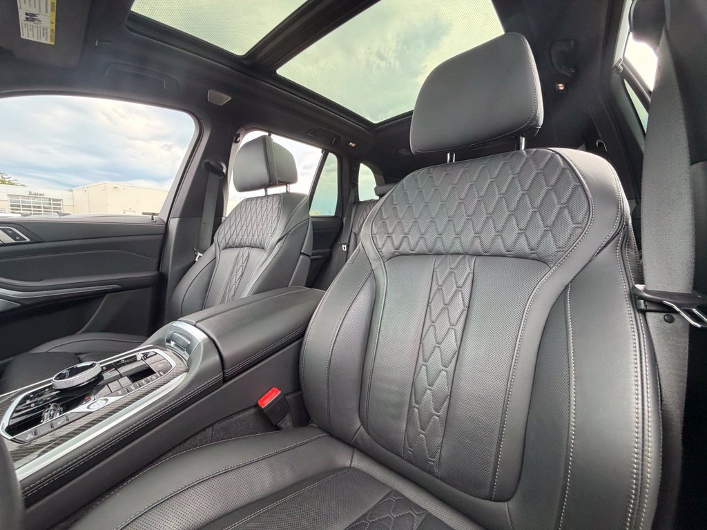 Used 2026 BMW X5 M60i AWD/4WD image 5
