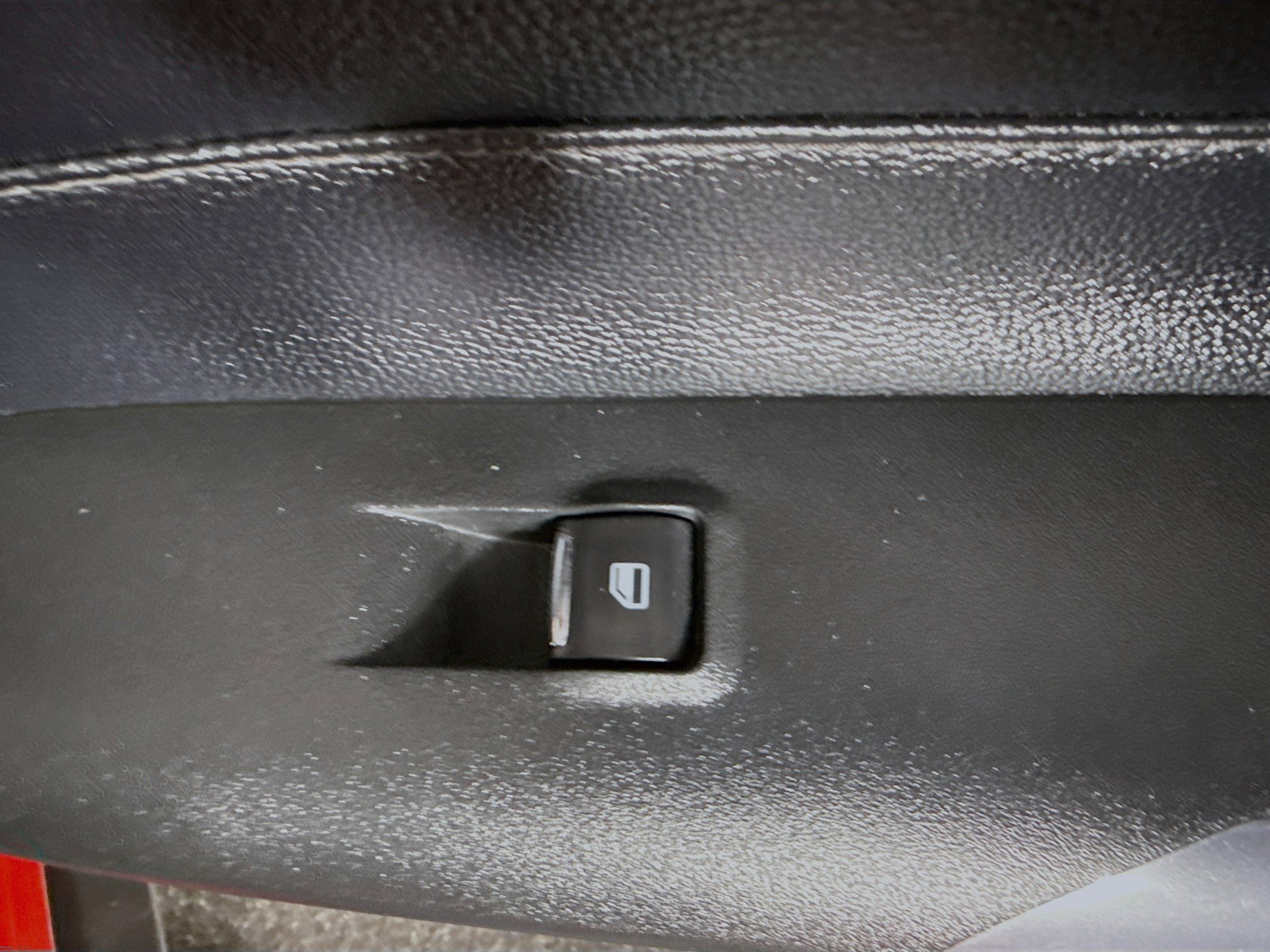 Used 2020 Ford Mustang Premium RWD image 29
