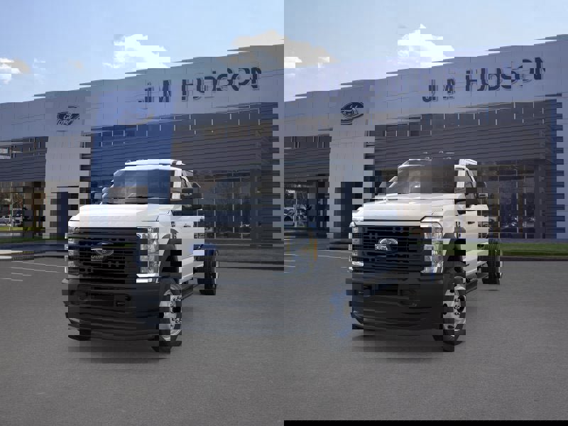 New 2026 Ford F450 4x4 Crew Cab Super Duty image 2