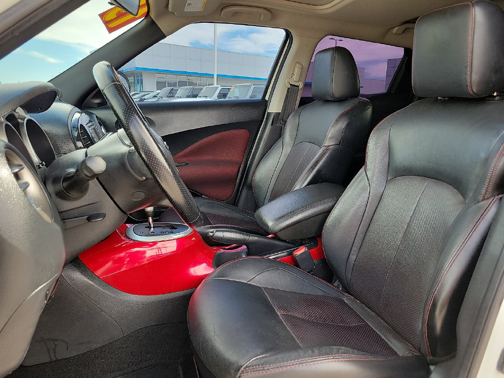 Used 2013 Nissan Juke SL FWD image 23