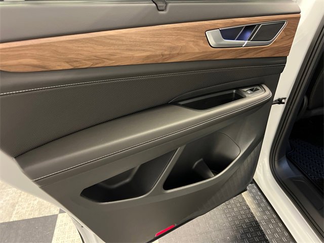 New 2026 Volkswagen Atlas SE image 11