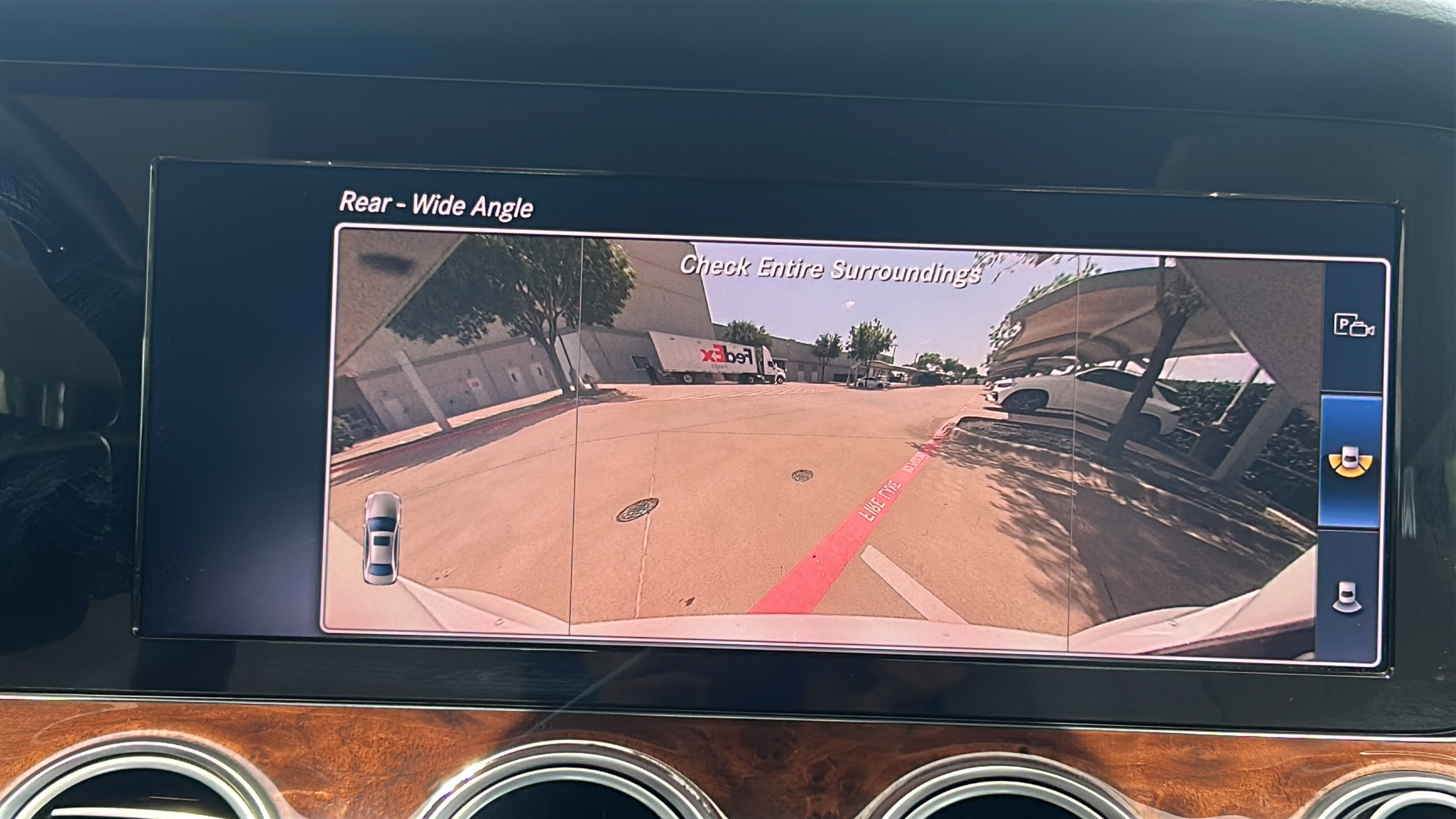 Used 2018 Mercedes-Benz E 300 image 21