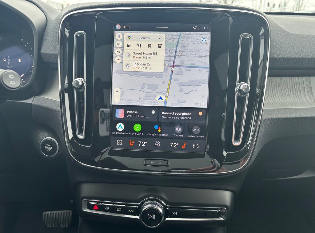 Certified 2026 Volvo XC40 B5 Plus w/ Protection Package Premier image 9