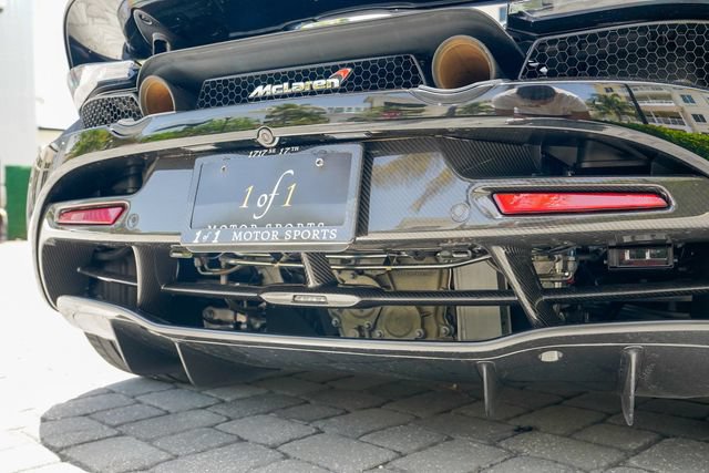 Used 2018 McLaren 720S Performance RWD image 55