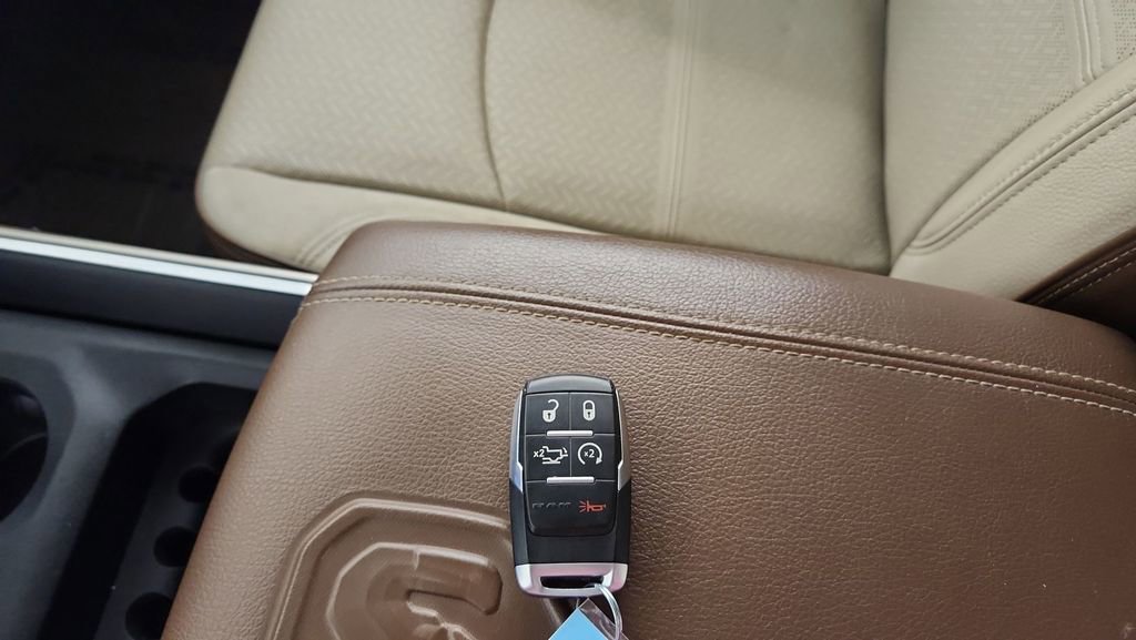 Used 2022 RAM 3500 Laramie w/ Safety Group B image 21