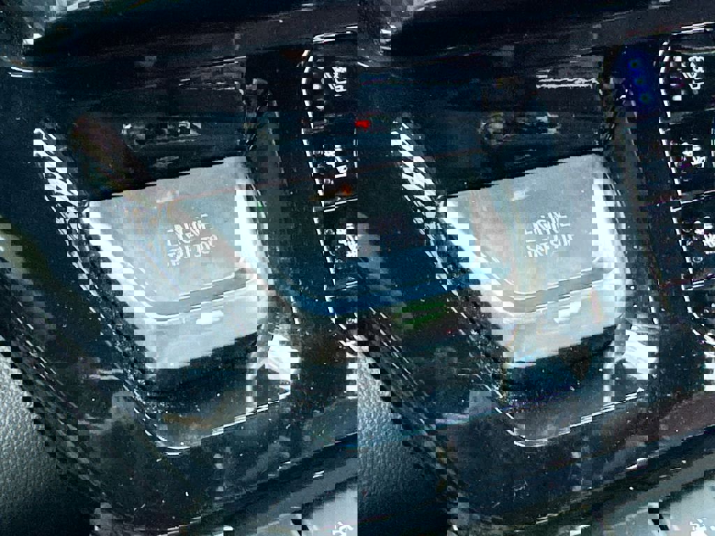 Used 2024 GMC Sierra 1500 Denali Ultimate image 18