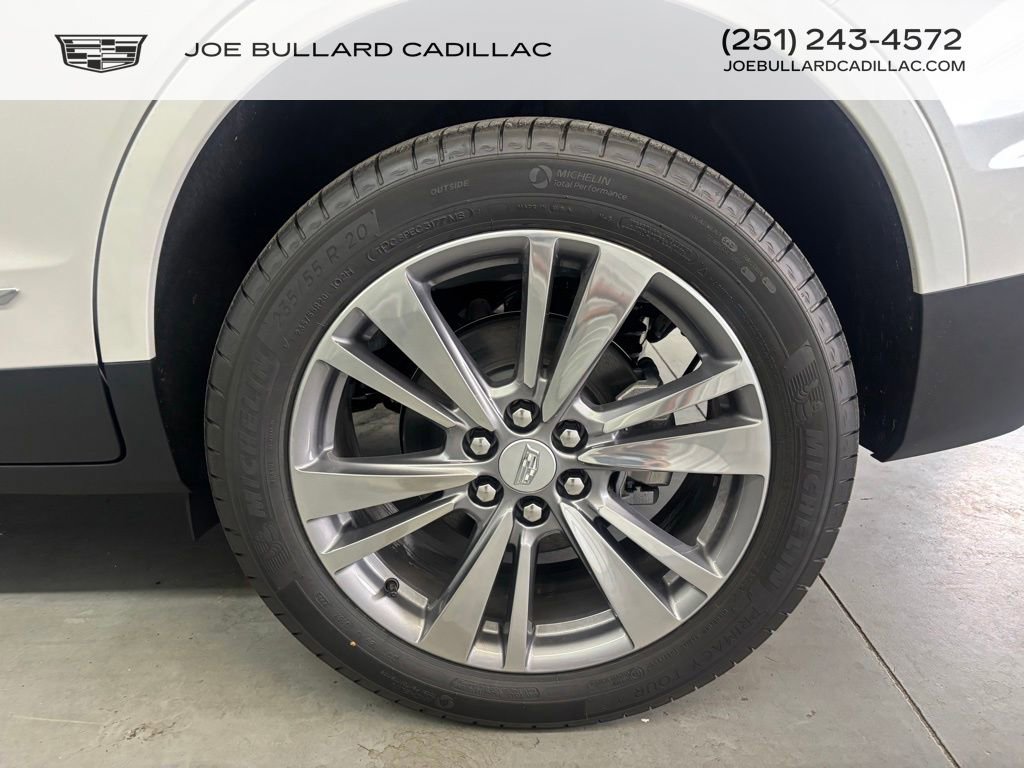 New 2025 Cadillac XT5 Premium Luxury w/ LPO, Floor Liner Package image 13