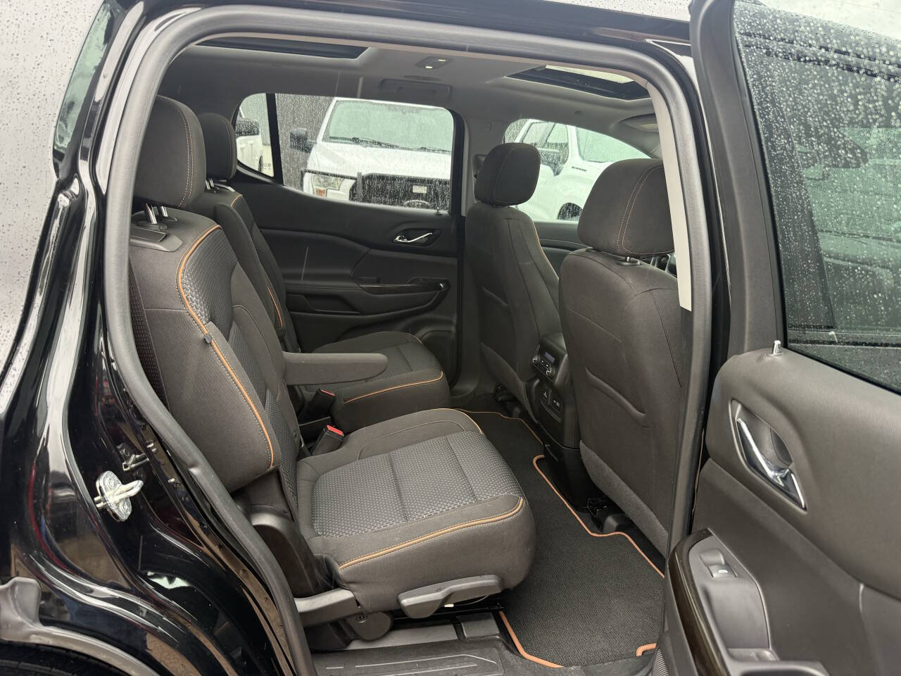 Used 2020 GMC Acadia AT4 w/ GMC Pro Grade Package AWD/4WD image 16