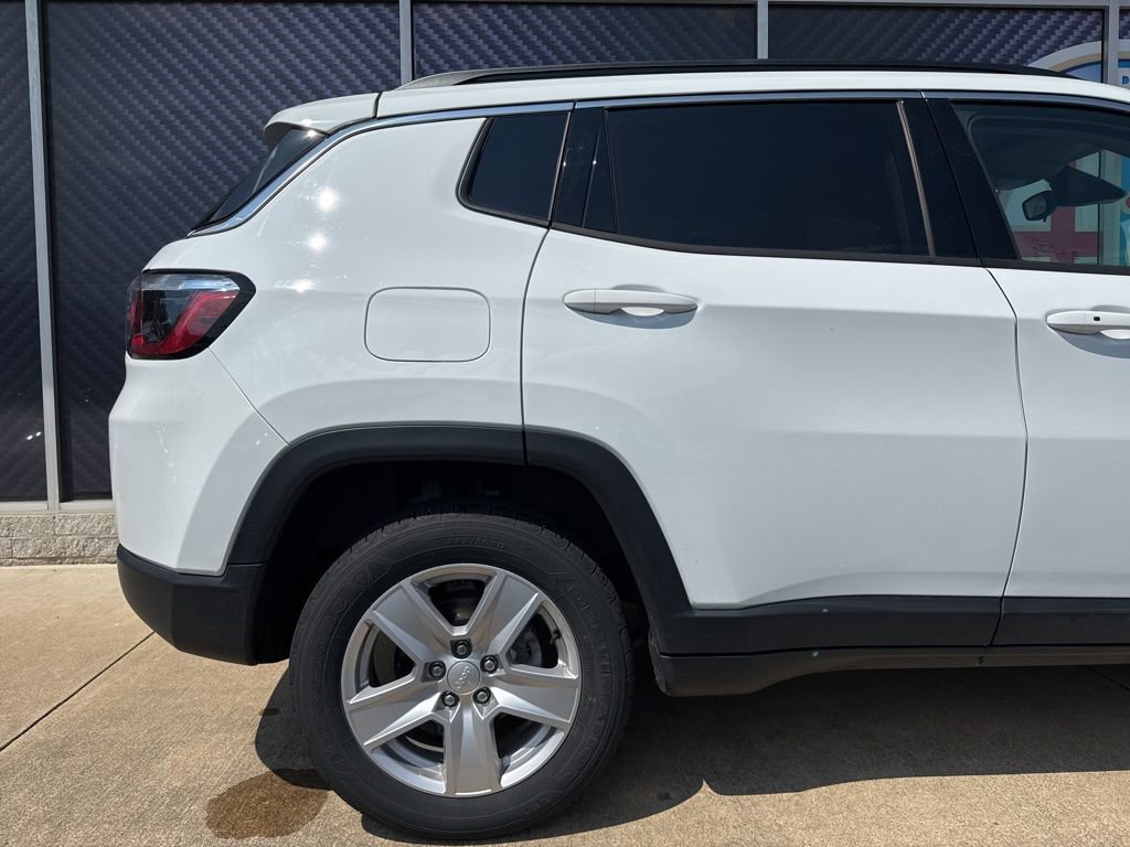 Used 2022 Jeep Compass Latitude image 5