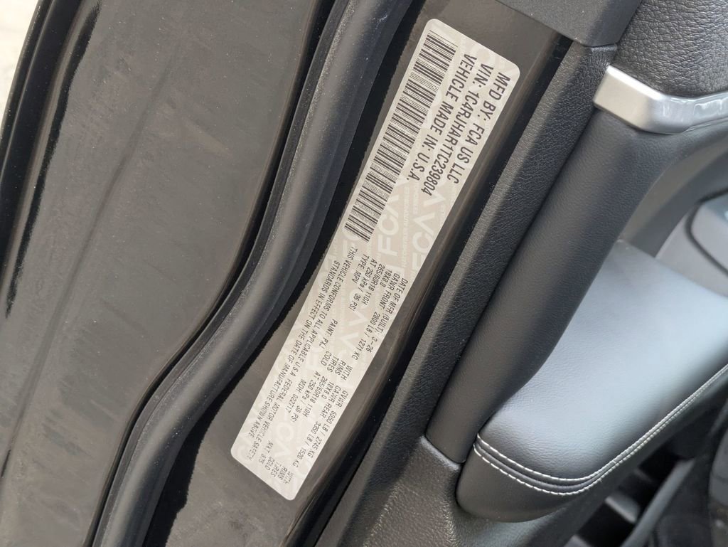 New 2026 Jeep Grand Cherokee Altitude image 33