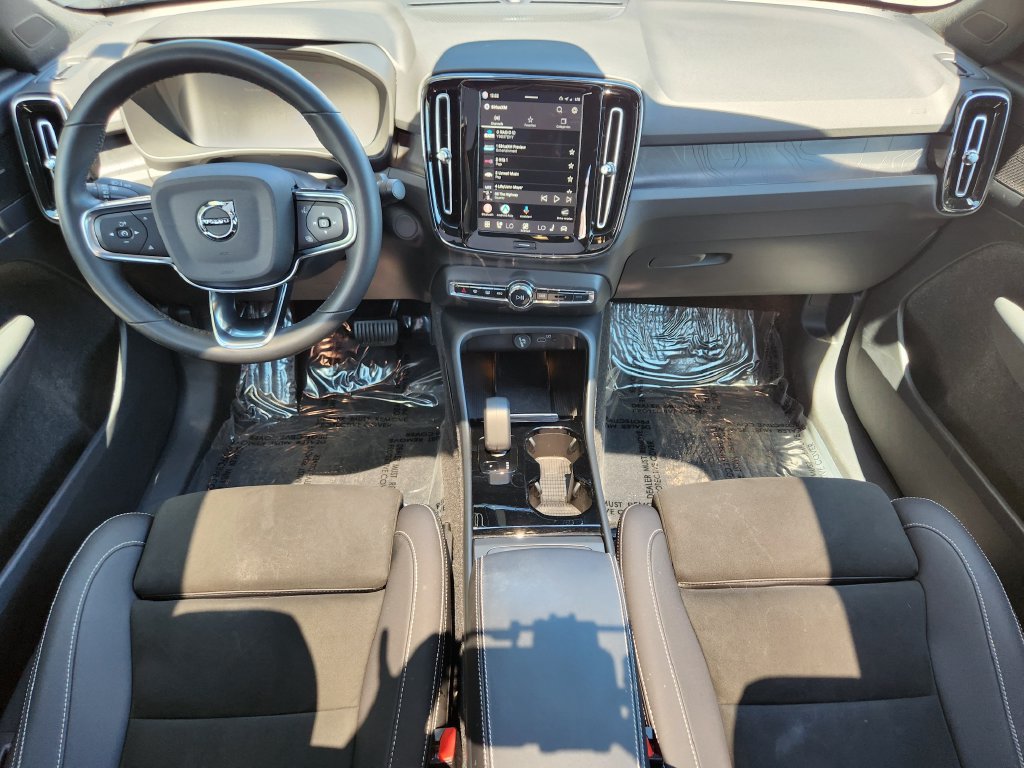 Used 2023 Volvo C40 P8 Recharge Ultimate w/ Protection Package Premier AWD/4WD image 16